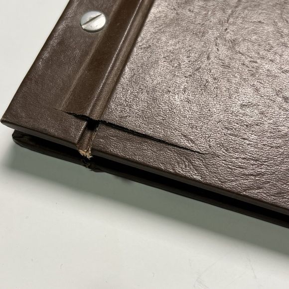 Collector's Guide to Parker Brothers, Makers, Meriden, Conn. Signed Book Hunting - Picture 8 of 16